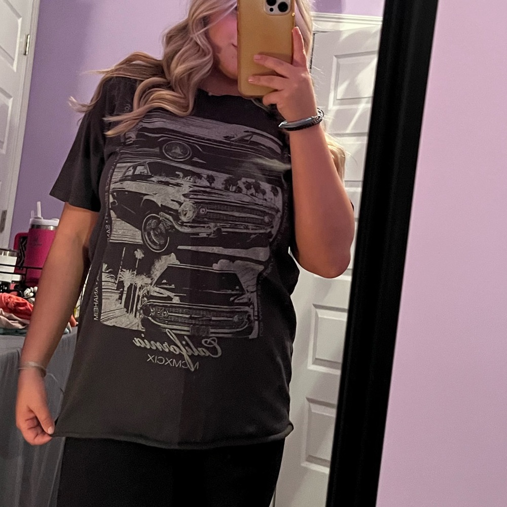 Hollister T-shirt! California Mexico, Santa Monica travel shirt